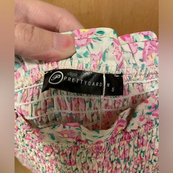 Pretty Garden Flower Dress NWT - Picture 3 of 5